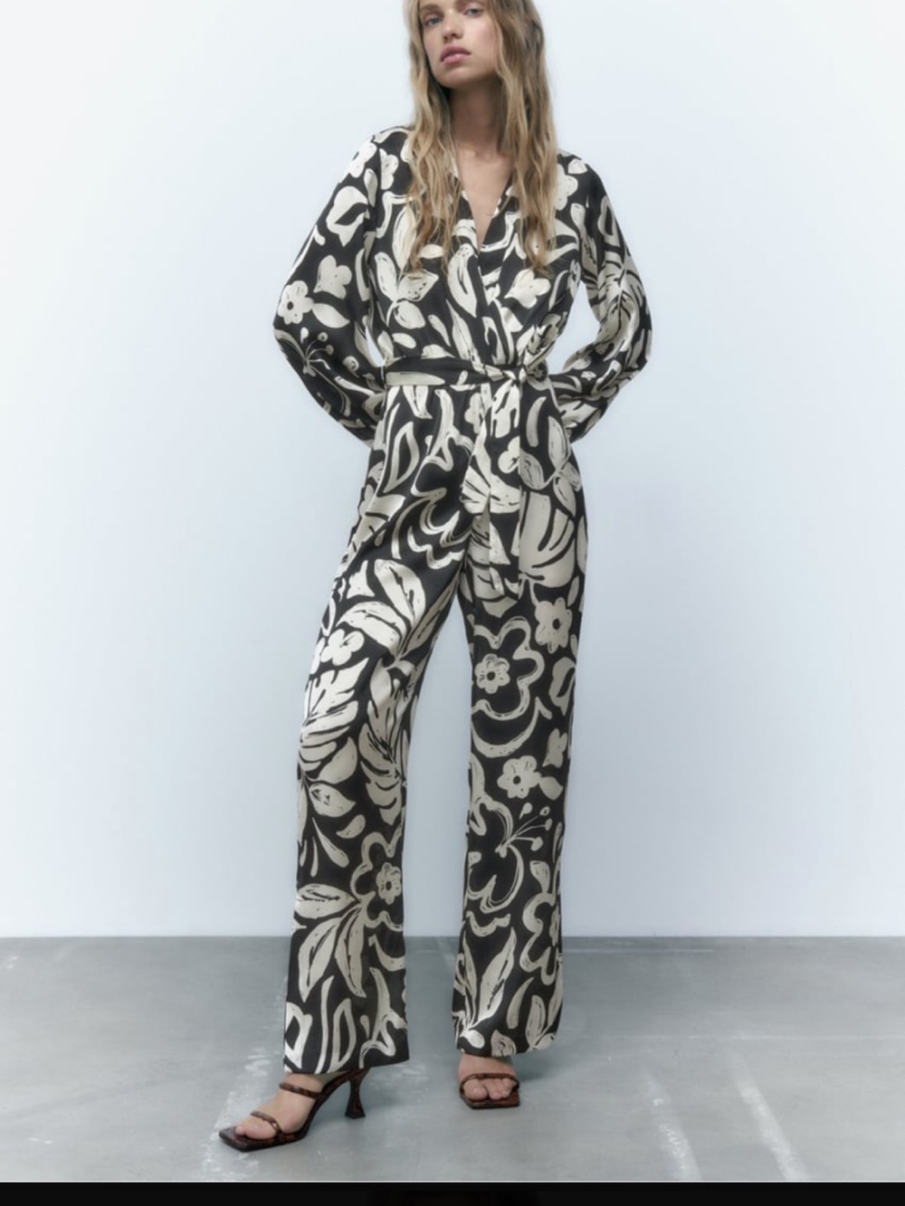 Zara Black and off White Floral Wrap Jumper